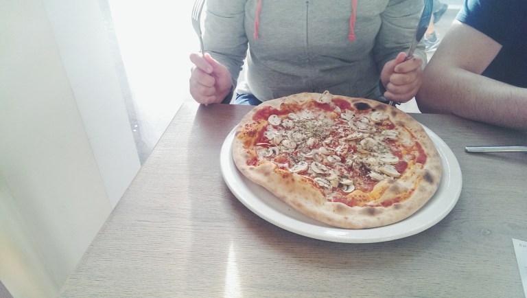 Processed with VSCOcam with f2 preset