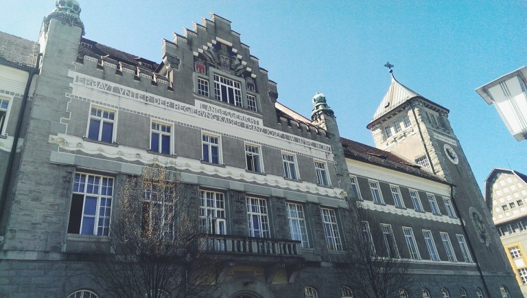 Processed with VSCOcam with f2 preset