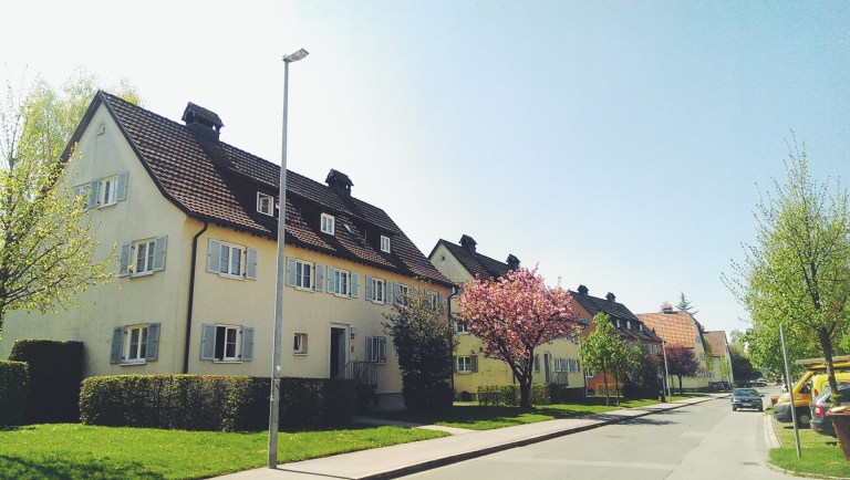 Processed with VSCOcam with f2 preset