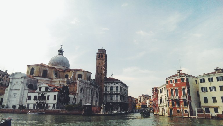 Processed with VSCOcam with f2 preset