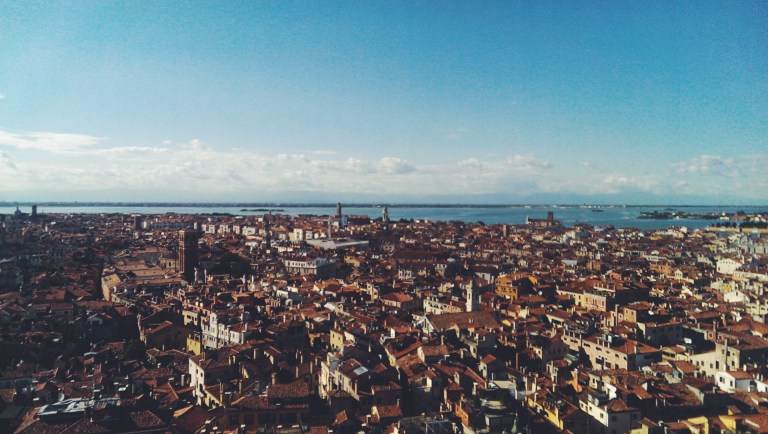 Processed with VSCOcam with f2 preset