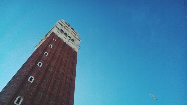 Processed with VSCOcam with f2 preset