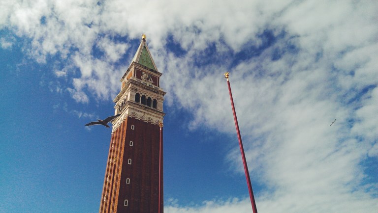 Processed with VSCOcam with f2 preset