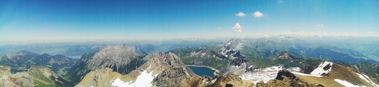 Processed with VSCOcam with f2 preset