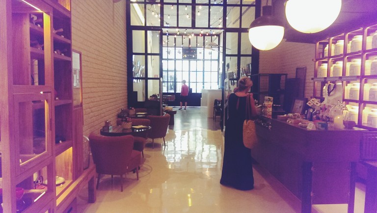 Processed with VSCOcam with f2 preset