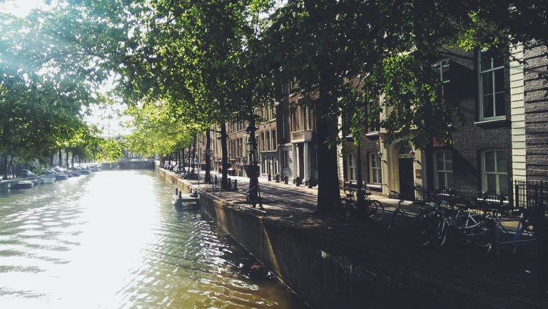 Processed with VSCOcam with f2 preset