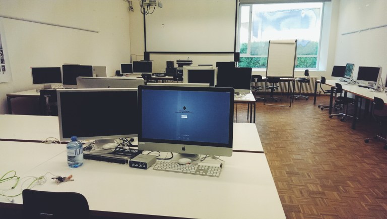 Processed with VSCOcam with f2 preset