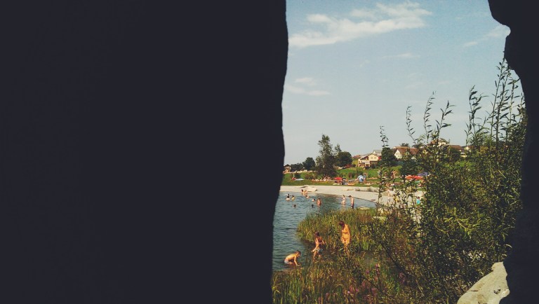 Processed with VSCOcam with f2 preset