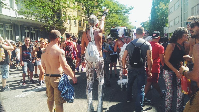 Processed with VSCOcam with f2 preset