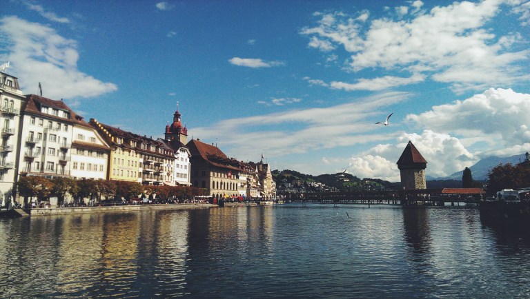 Processed with VSCOcam with f2 preset