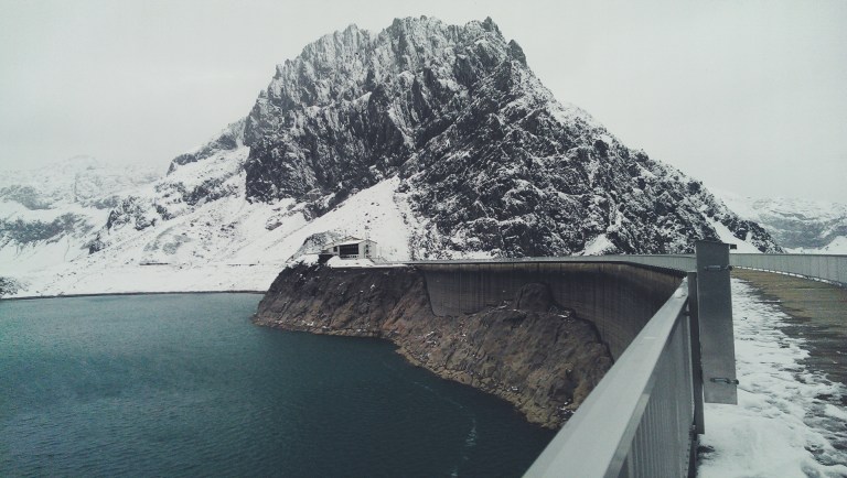 Processed with VSCOcam with f2 preset